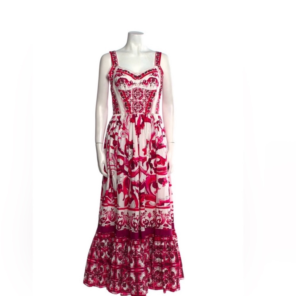 Like new Dolce & Gabbana size It 44/ lowest price due to moving/ firm price